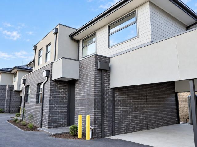 Townhouse for rent in Thomastown, Melbourne
