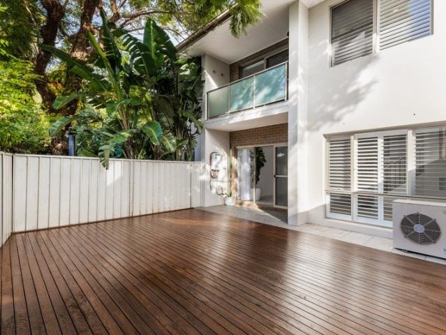 Townhouse for rent in Sutherland, New South Wales