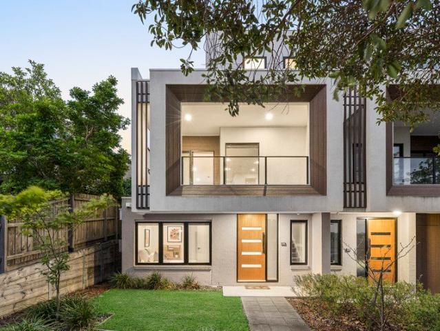 Townhouse for sale in Doncaster, Melbourne