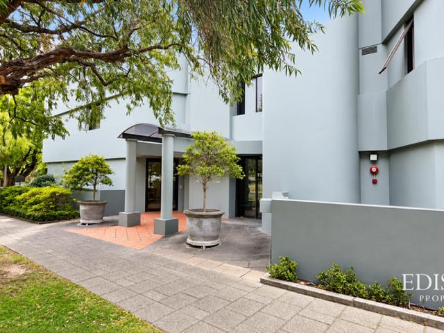 Retail for rent in Cockburn, Western Australia