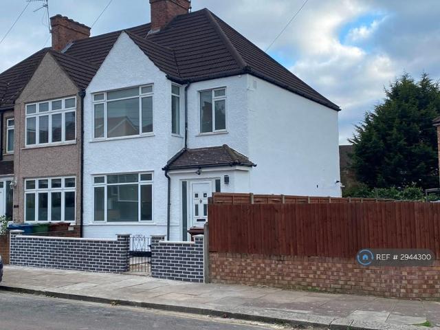 House for rent in Lane, Greater London