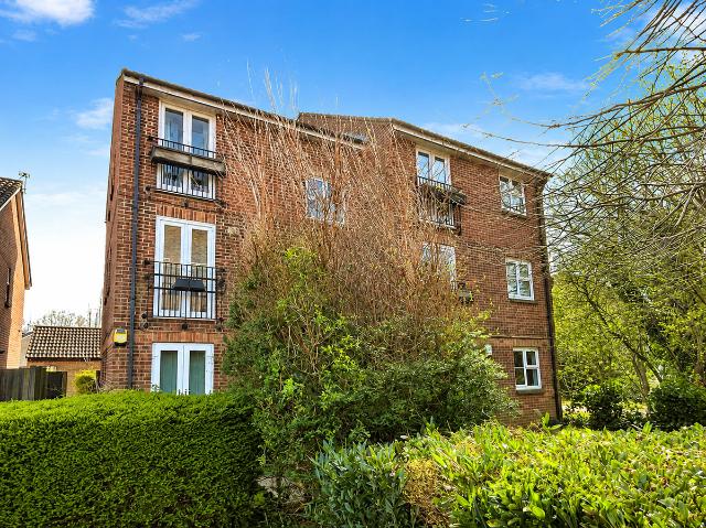 Apartment for rent in Slough