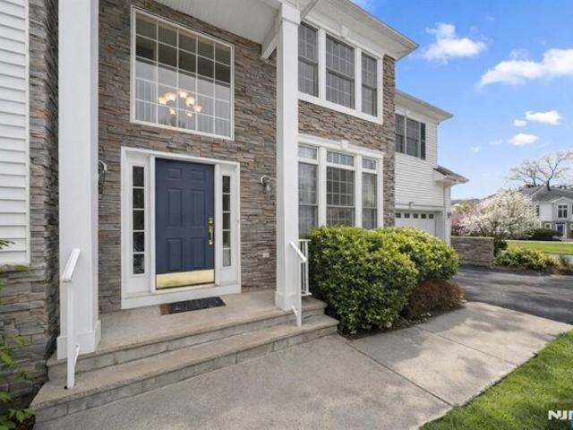 House for sale in Roseland, New Jersey
