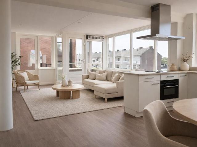Appartement te huur in Santpoort-noord, Noord Holland