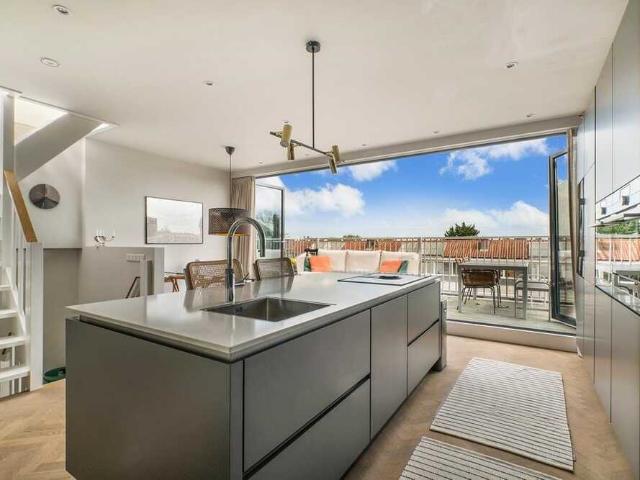 Appartement te huur in Amsterdam, Noord Holland