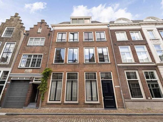Bovenwoning te huur in Dordrecht, Zuid Holland