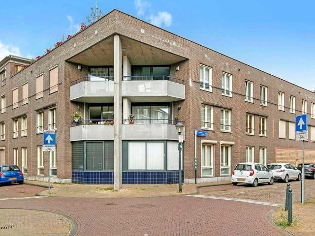 Bovenwoning te huur in Gorinchem, Zuid Holland