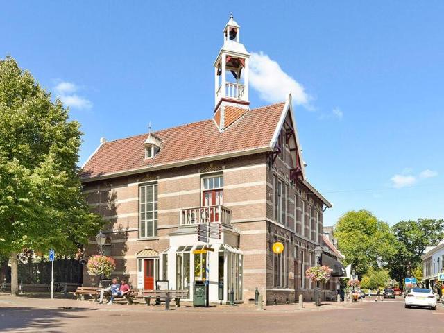 Bovenwoning te huur in Overveen, Noord Holland