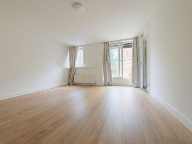 Bovenwoning te huur in Rotterdam, Zuid Holland