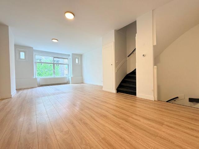 Bovenwoning te huur in Rotterdam, Zuid Holland
