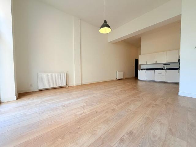 Bovenwoning te huur in Rotterdam, Zuid Holland