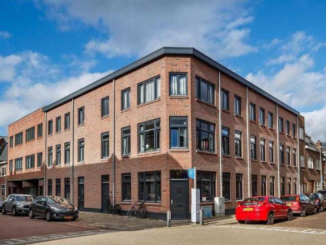 Bovenwoning te huur in Haarzuilens, Utrecht