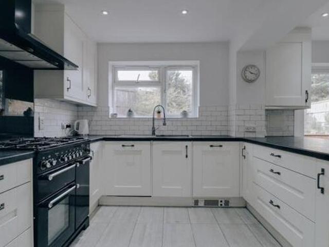 House for sale in North Watford, Hertfordshire