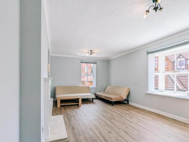House for rent in Stone, Monks Orchard