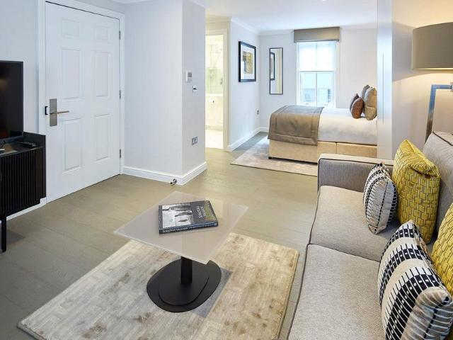 Apartment for rent in Lyons, Greater London