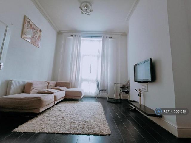 Apartment for rent in Bromley-by-Bow, Bow