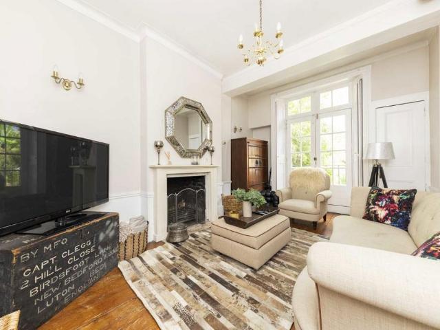 House for rent in Bromley-by-Bow, Bow