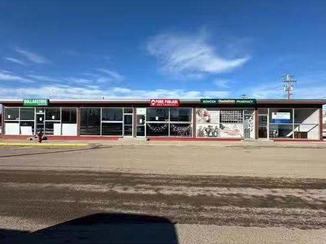House for sale in Bowden, Alberta