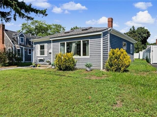 House for sale in Barrington, Bristol County