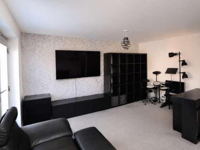 Townhouse for rent in Middle Brunton, Hazlerigg