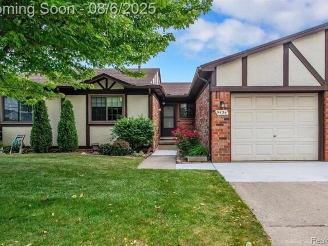 Condo for sale in Warren