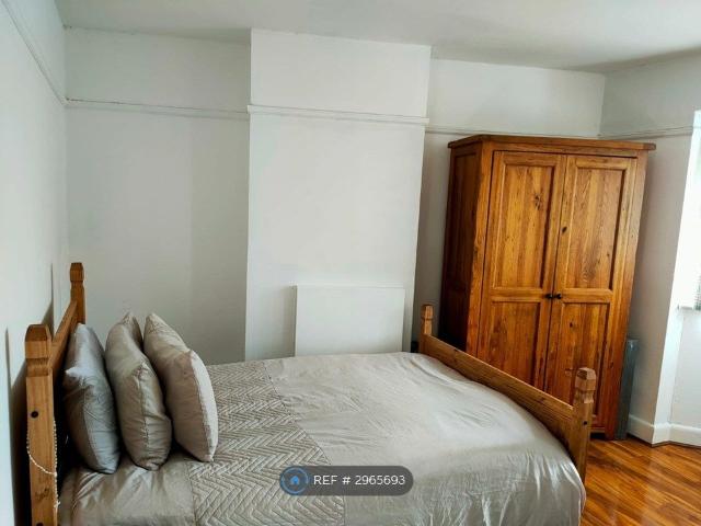 Room for rent in Northampton, Northamptonshire