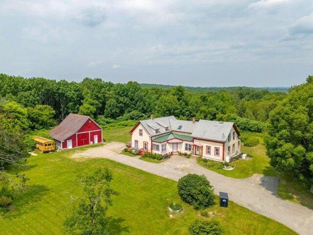House for sale in Bowdoinham, Maine