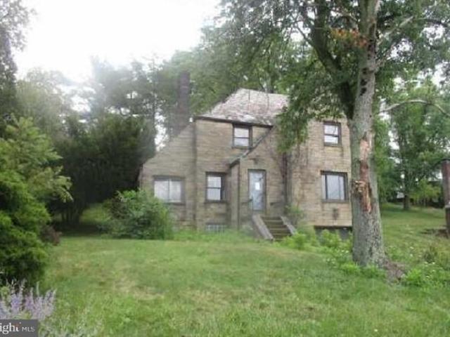 House for sale in Pittsburg, Pennsylvania