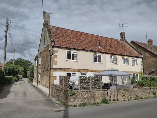 House for rent in Martock, Somerset