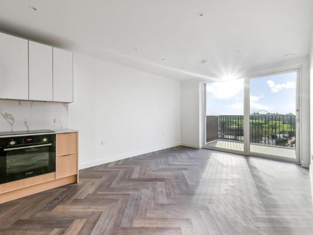 House for rent in West Hendon, The Hyde