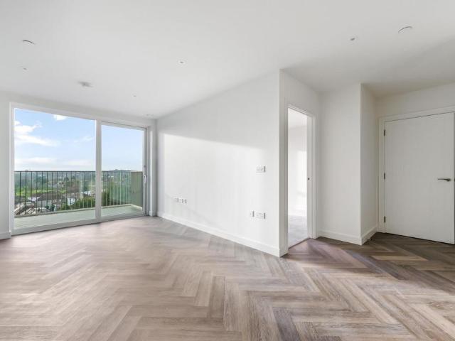 Apartment for rent in West Hendon, The Hyde