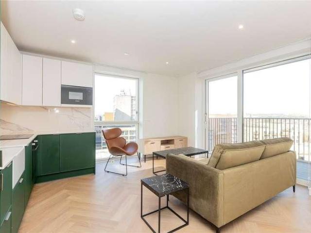 Apartment for rent in The Hyde, Greater London