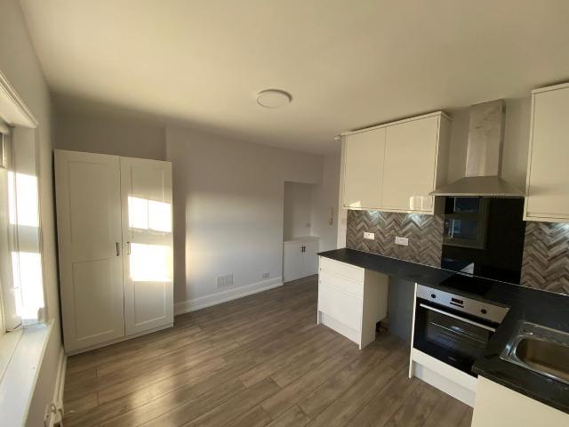 Studio for rent in Allington, Midway