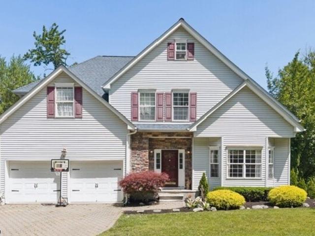 House for sale in Allamuchy, New Jersey