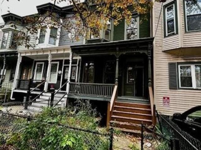House for sale in Hudson, New Jersey