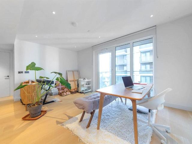 Apartment for rent in Shepherd's Bush, Greater London