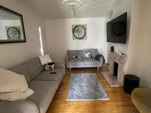 House for rent in Becontree, Greater London