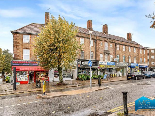 Apartment for rent in London Borough of Enfield, Greater London