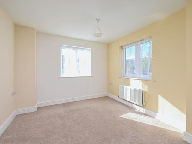 Apartment for rent in Egham Hythe, Runnymede