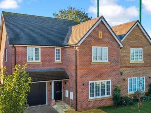House for sale in King's Walden, Hertfordshire