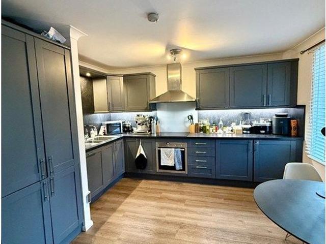 House for rent in St. George in the East, Greater London
