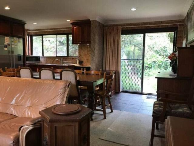 Room for rent in Wollongong West, New South Wales