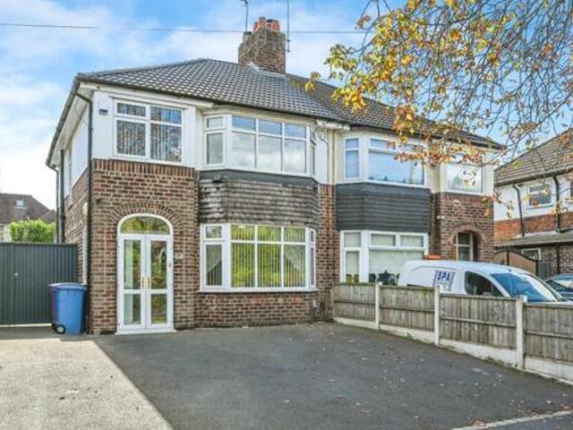 House for sale in Calderstones
