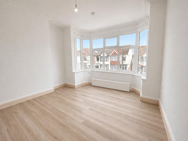 Apartment for rent in Alperton, Greater London