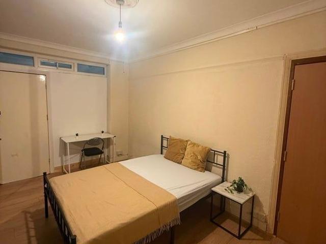 Room for rent in Alperton, Greater London