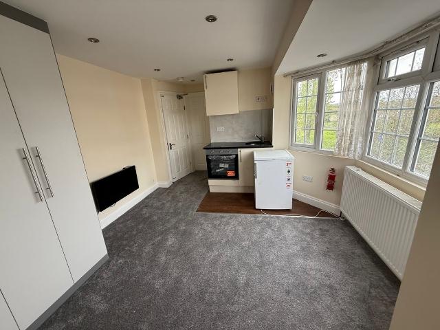 Studio for rent in Alperton, Greater London