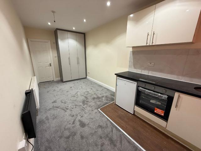 Studio for rent in Alperton, Greater London