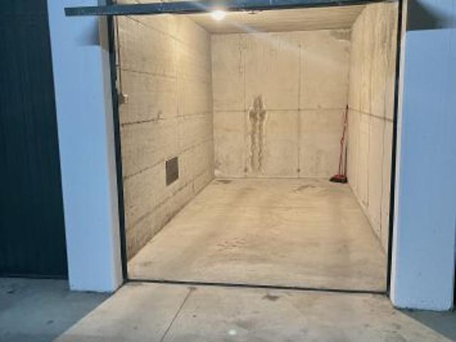 Box in affitto a Bernareggio, Lombardia