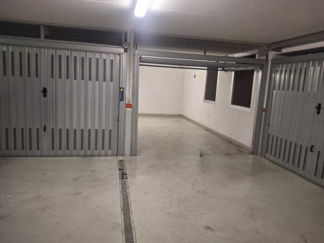 Box in affitto a Zona Ovest, Brescia