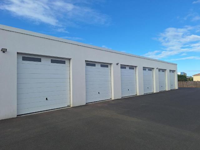 Garage location à Les Sables-d'Olonne, Château-d'olonne